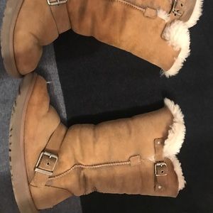 Ugg boots chestnut color size 6 euro 37